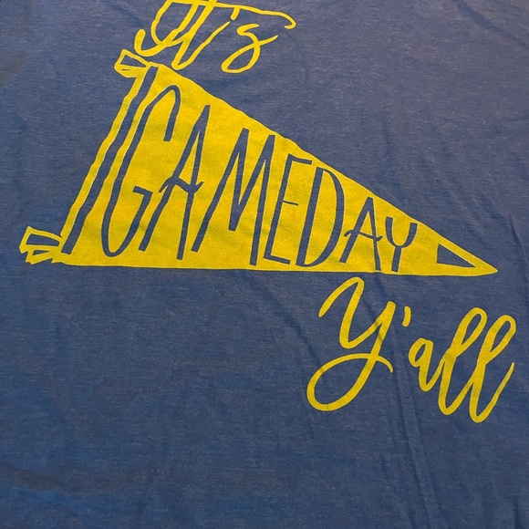 Game Day Shirt - Picture 2 of 4